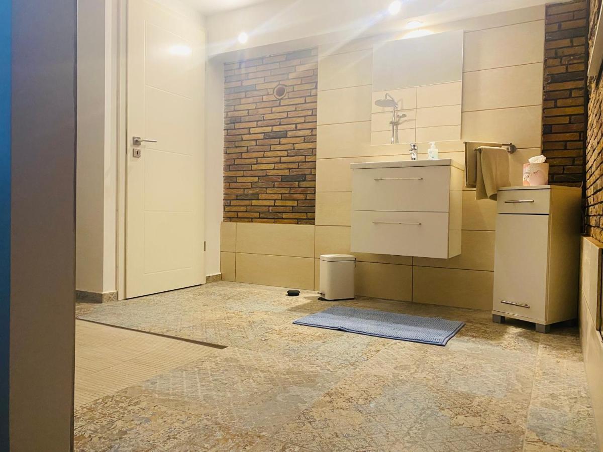 Tinyhaus & Souterrain Apartment In Ortenberg Ortenberg  エクステリア 写真